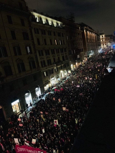 Un momento del corteo di Roma